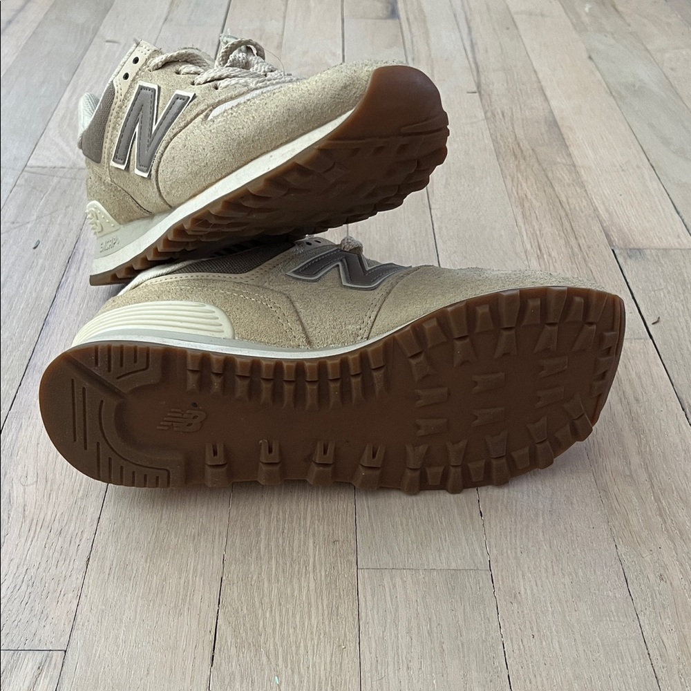 New Balance 574s - Picture 5 of 6